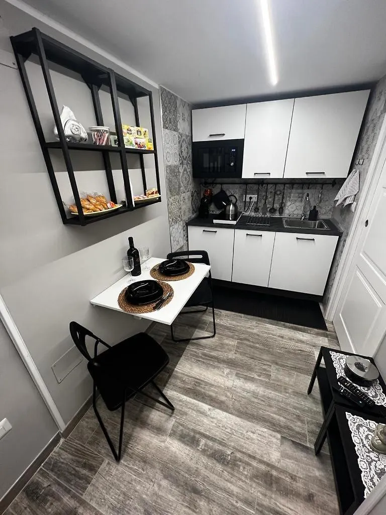 Апартаменты Leopardi House 3 Рим 0*,